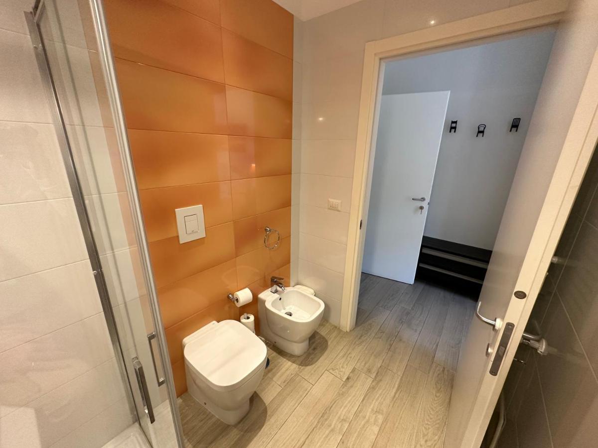 Domus Luca - Central Rooms In The Heart Of Naples Exterior photo