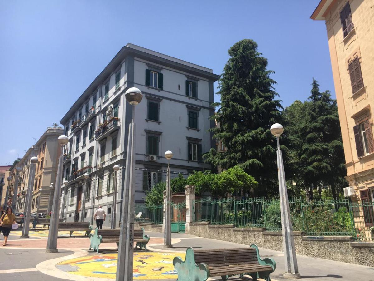 Domus Luca - Central Rooms In The Heart Of Naples Exterior photo